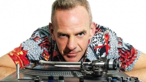 Fatboy Slim agita sábado de Carnaval no Guarujá