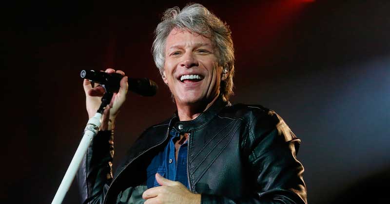 Bon Jovi faz show repleto de hits e encanta os fãs no SPTrip