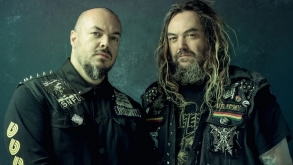 Max e Iggor Cavalera homenageiam discos icônicos do heavy metal em São Paulo