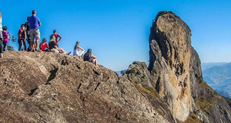 Complexo Rochoso Pedra do Baú é opção de passeio para os aventureiros