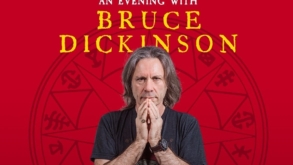 Bruce Dickinson volta a São Paulo em 2020 para falar sobre sua vida