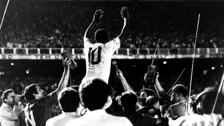 Instalação em homenagem ao 1000º gol de Pelé é aberta no Museu do Futebol