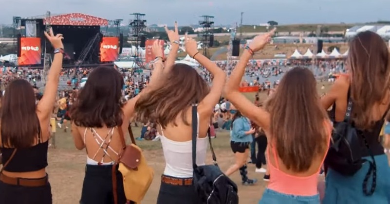 Lollapalooza Brasil 2022 divulga medidas contra a Covid-19 para entrada no festival