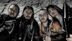 Vindo da Mongólia, The Hu faz sua tour de estreia no Brasil