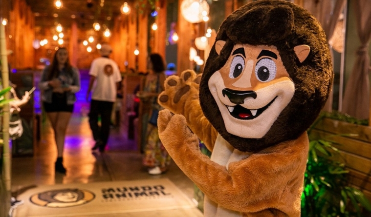 Rede de lanchonetes Mundo Animal abriu primeira unidade em São Paulo