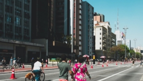 Abertura da Paulista e do Vale do Anhangabaú aos domingos terá horário ampliado