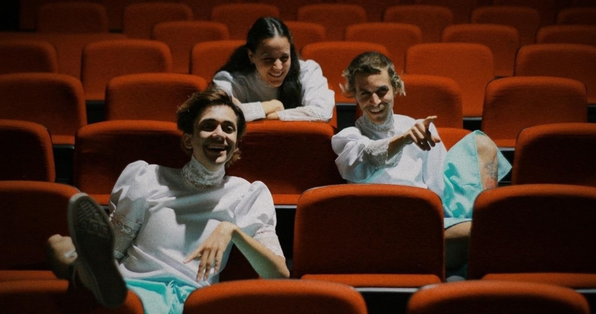 Companhia dos Solilóquios leva peça de teatro jovem ao Centro Cultural da Diversidade