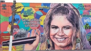Marília Mendonça ganha grafite com 23 metros em sua homenagem