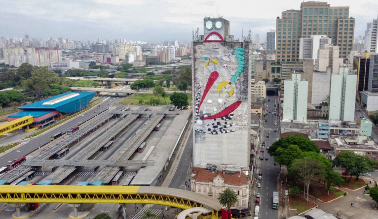 São Paulo ganha grafite com arte assinada por Tim Burton