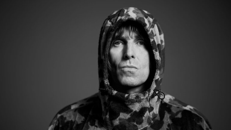 Liam Gallagher confirma vinda ao Brasil no 2° semestre