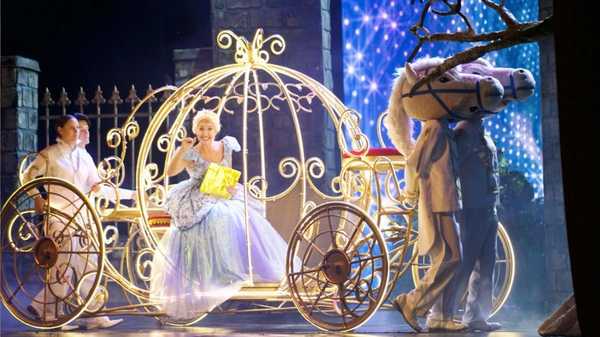 Divulgação Espetáculo Cinderela - Teatro Claro SP - Henrique Tarricone