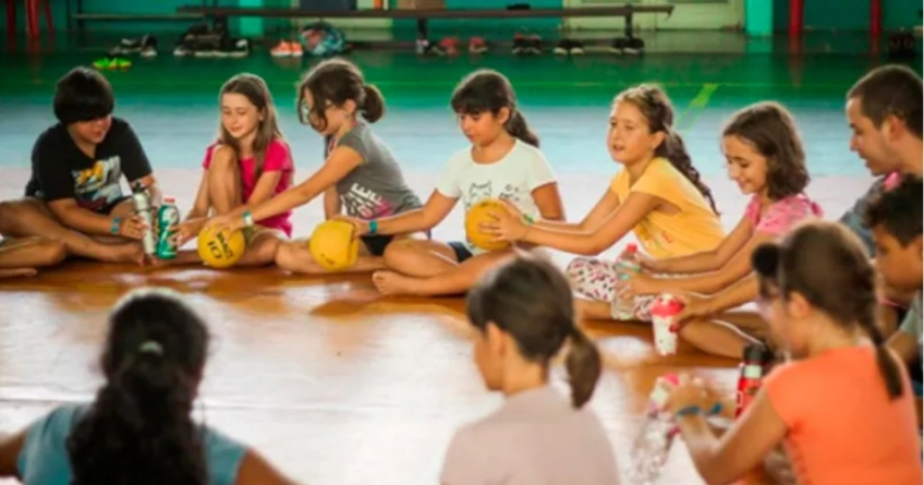 USP abre colônia de férias para crianças por uma semana em julho