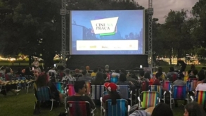 Projeto Cine na Praça leva sucessos recentes de bilheteria para exibições open air