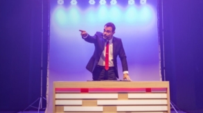 Espetáculo teatral ‘O Âncora’ aborda consequências sociais e políticas da pandemia