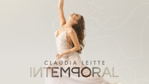 Claudia Leitte apresenta seu show acústico “Intemporal” em São Paulo neste mês