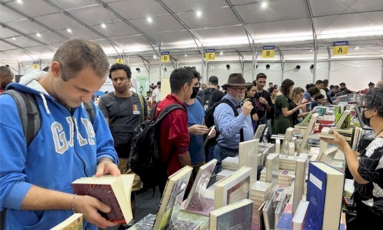 VI Feira do Livro da Unesp começa nesta quarta com diversas editoras e desconto mínimo de 50%