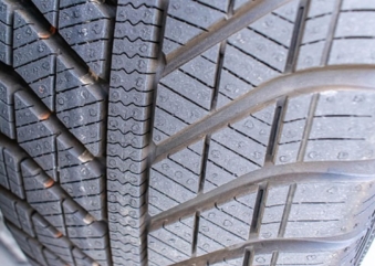 Pneu 175/65 R14: Segurança e Durabilidade para sua Viagens