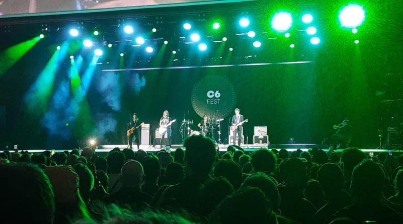Pretenders faz show repleto de nostalgia e emoção no C6 Fest 2025