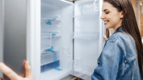 Geladeira com freezer embaixo: vantagens e desvantagens do modelo inverse