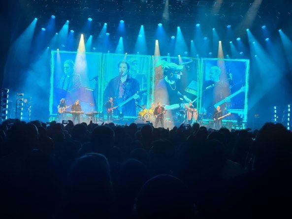 Turnê Barão Vermelho Encontro é finalizada com show nostálgico no Espaço Unimed